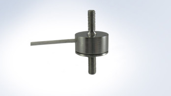 Ultra miniature traction/compression force sensor